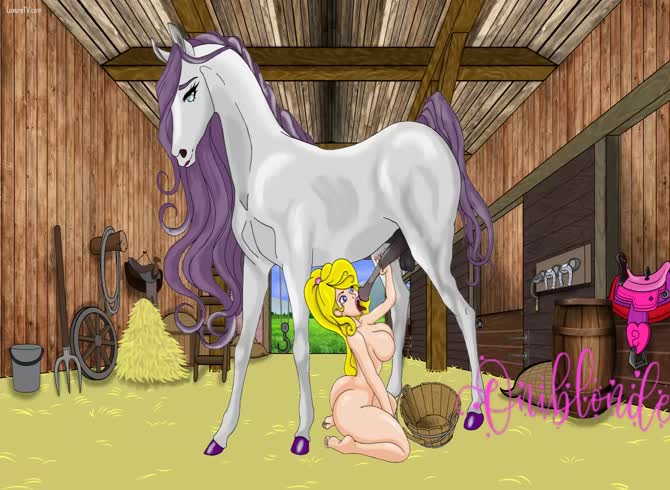 Video :White horse having sex with a blonde girl in bestiality porn